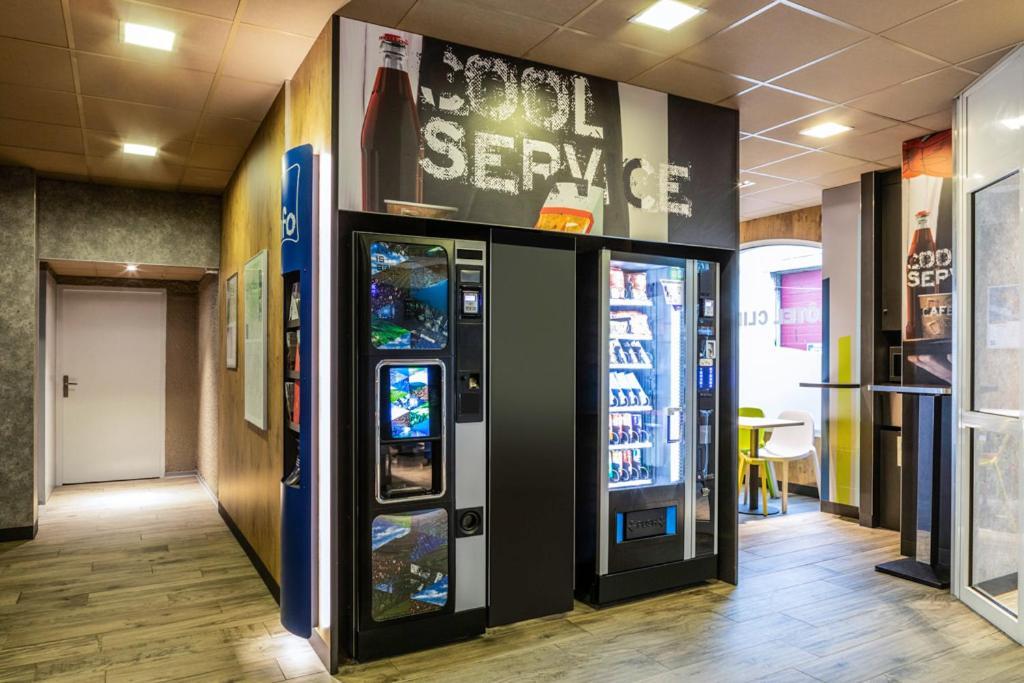 Ibis Budget Compiegne Centre-Ville Luaran gambar