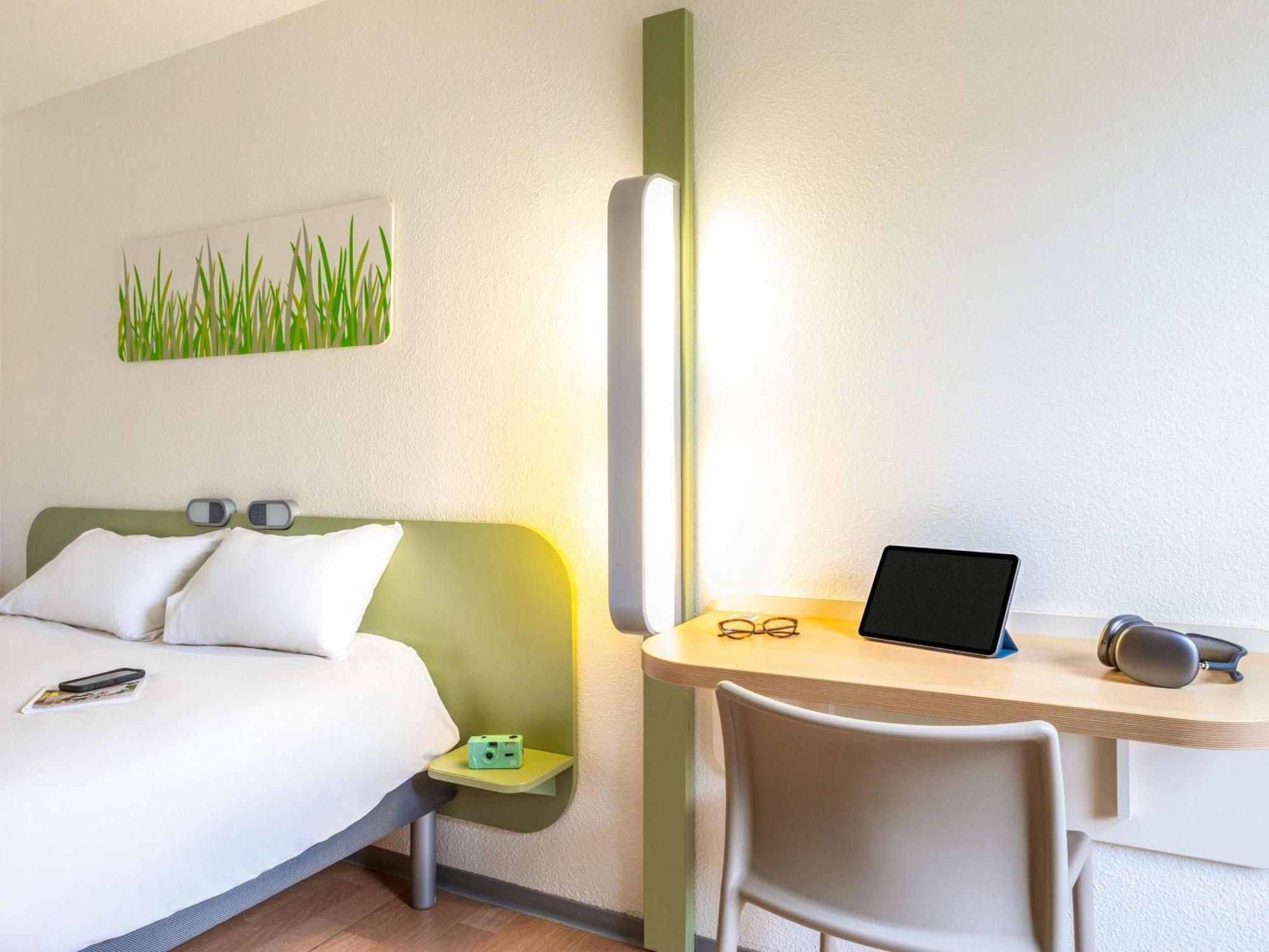 Ibis Budget Compiegne Centre-Ville Luaran gambar