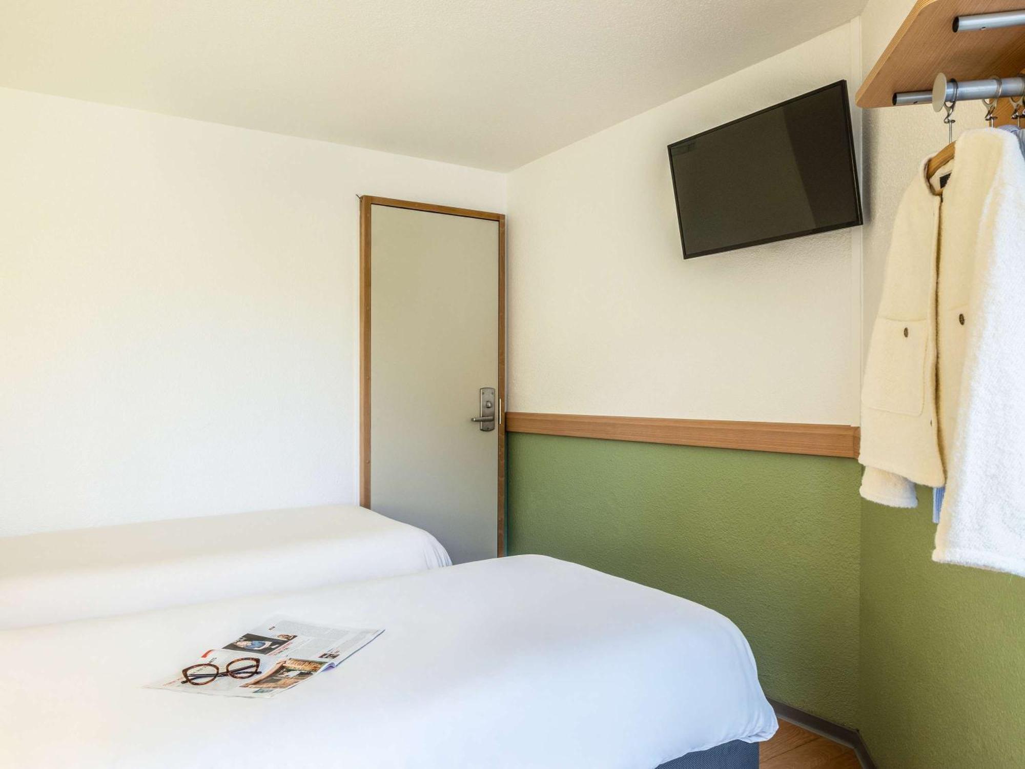 Ibis Budget Compiegne Centre-Ville Luaran gambar